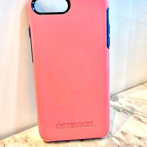 iPhone 8 Plus Otterbox Case